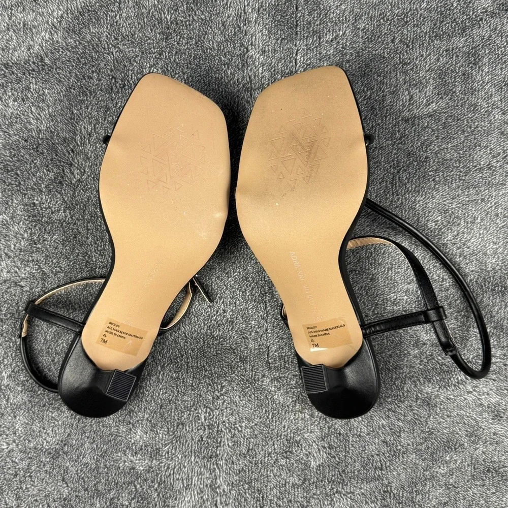 Adrienne Vittadini Begley Black Pearl Square Toe Kitten Heel Sandals Mens 7M‎